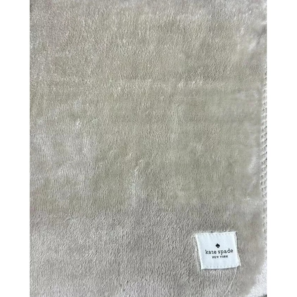 Kate Spade Throw Blanket Unisex Twin Lilac NWT Luxury Fleece Oversized Soft